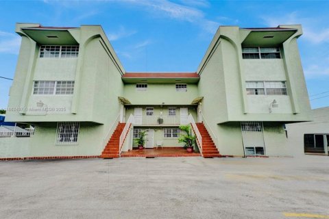 Condominio en venta en Miami, Florida, 1 dormitorio, 67.17 m2 № 1931823 - foto 17