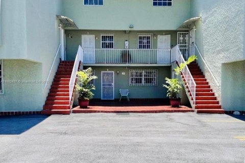 Condominio en venta en Miami, Florida, 1 dormitorio, 67.17 m2 № 1931823 - foto 16