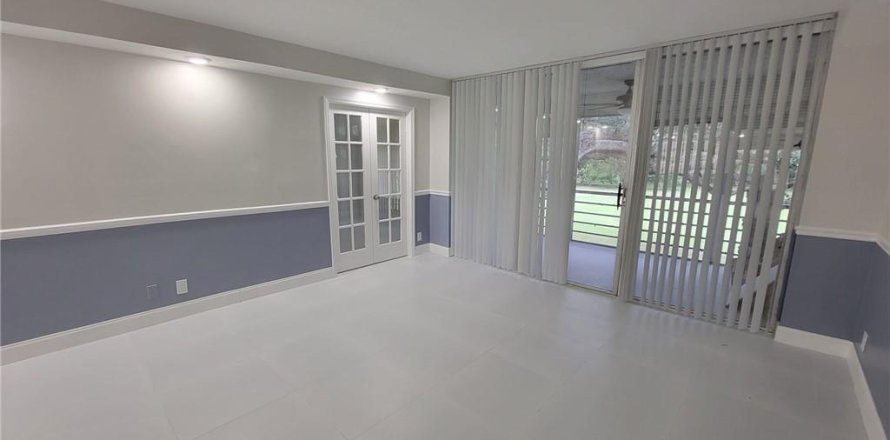 Condo in Pompano Beach, Florida, 3 bedrooms  № 2250262