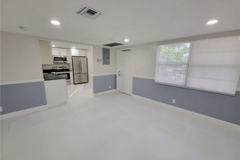 Condo in Pompano Beach, Florida, 3 bedrooms  № 2250262 - photo 29