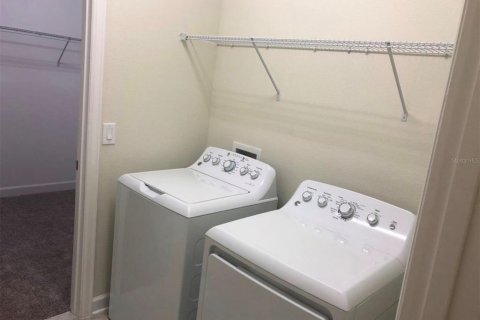 Casa en venta en Orlando, Florida, 3 dormitorios, 162.95 m2 № 2211787 - foto 23