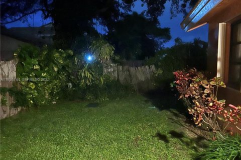 Villa ou maison à vendre à Coral Springs, Floride: 3 chambres, 155.89 m2 № 1988655 - photo 13