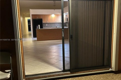 Villa ou maison à vendre à Coral Springs, Floride: 3 chambres, 155.89 m2 № 1988655 - photo 10