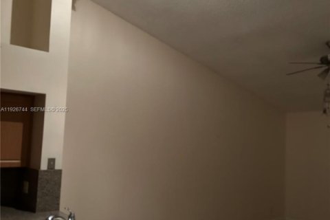 Villa ou maison à vendre à Coral Springs, Floride: 3 chambres, 155.89 m2 № 1988655 - photo 6