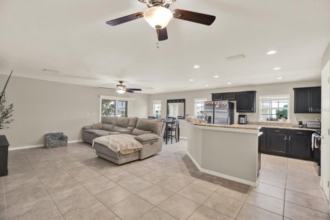 Adosado en alquiler en Gibsonton, Florida, 3 dormitorios, 168.15 m2 № 1833492 - foto 2