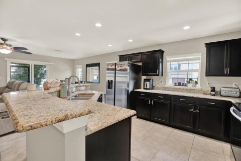 Adosado en alquiler en Gibsonton, Florida, 3 dormitorios, 168.15 m2 № 1833492 - foto 6