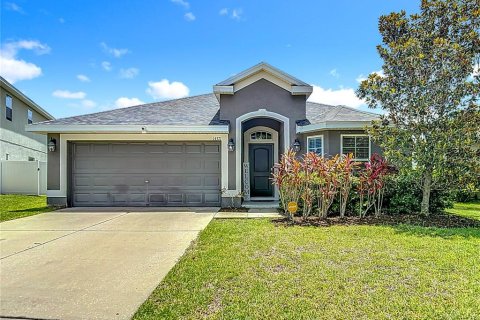 House in Wimauma, Florida 3 bedrooms, 140.65 sq.m. № 1792941 - photo 1