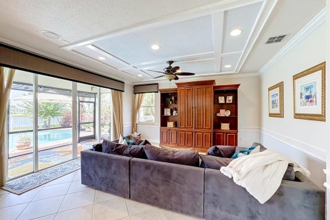 House in Port St. Lucie, Florida 3 bedrooms, 328.78 sq.m. № 2270928 - photo 23
