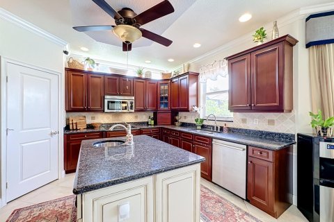 House in Port St. Lucie, Florida 3 bedrooms, 328.78 sq.m. № 2270928 - photo 30