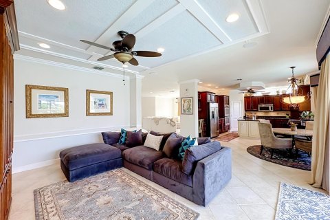 House in Port St. Lucie, Florida 3 bedrooms, 328.78 sq.m. № 2270928 - photo 21