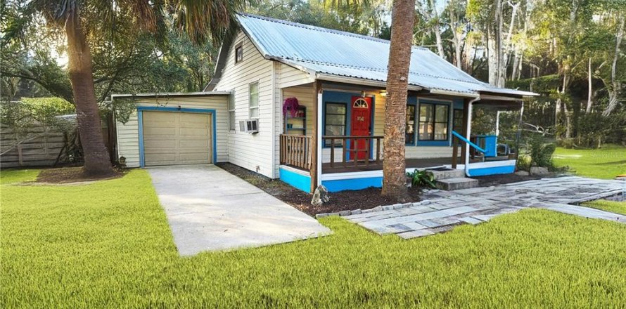 House in Ocala, Florida 2 bedrooms, 79.52 sq.m. № 2096370