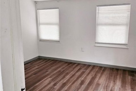 House in Ocala, Florida 2 bedrooms, 79.52 sq.m. № 2096370 - photo 8