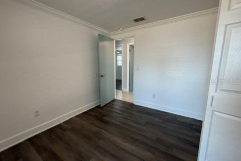 Casa en alquiler en Tampa, Florida, 3 dormitorios, 83.61 m2 № 2231364 - foto 11