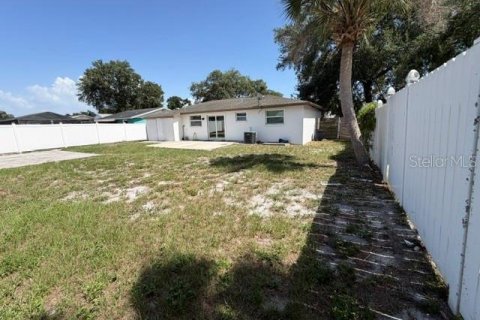 Casa en alquiler en Tampa, Florida, 3 dormitorios, 83.61 m2 № 2231364 - foto 19