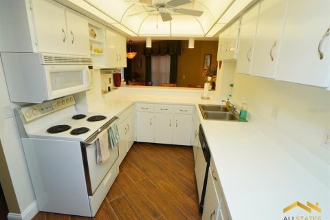 Villa ou maison à louer à Daytona Beach, Floride: 2 chambres, 125.14 m2 № 1833190 - photo 5