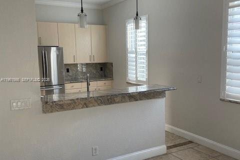 Villa ou maison à louer à Weston, Floride: 4 chambres, 183.76 m2 № 2024299 - photo 14