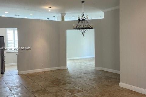 Villa ou maison à louer à Weston, Floride: 4 chambres, 183.76 m2 № 2024299 - photo 4