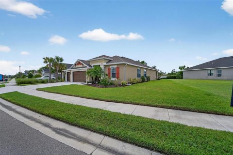 House in Palmetto, Florida 3 bedrooms, 188.5 sq.m. № 1895124 - photo 27