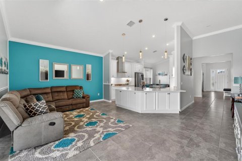 House in Palmetto, Florida 3 bedrooms, 188.5 sq.m. № 1895124 - photo 12