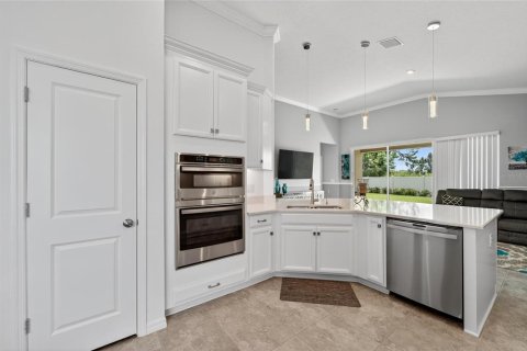 House in Palmetto, Florida 3 bedrooms, 188.5 sq.m. № 1895124 - photo 7