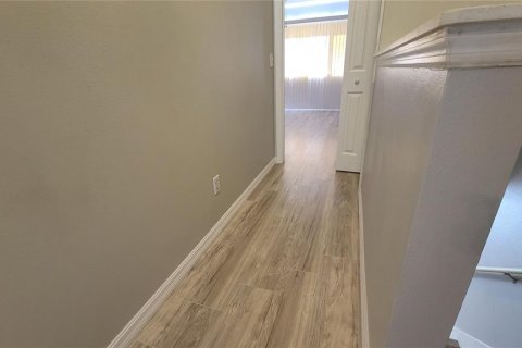 Touwnhouse à louer à Bradenton, Floride: 2 chambres, 100.33 m2 № 2411684 - photo 13
