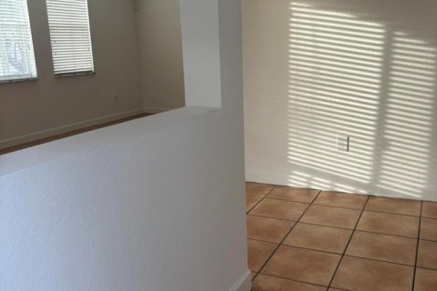 Купить кондоминиум в Мирамар, Флорида 3 комнаты, 111.95м2, № 2146286 - фото 2