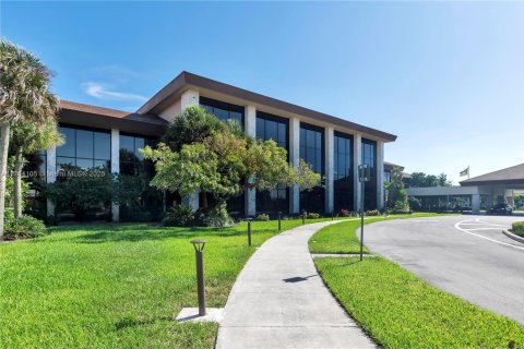 Condo in Pembroke Pines, Florida, 2 bedrooms  № 1691343 - photo 29