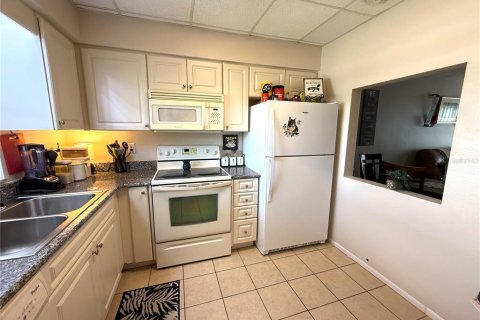 Condominio en venta en Port Charlotte, Florida, 1 dormitorio, 81.29 m2 № 1802150 - foto 4