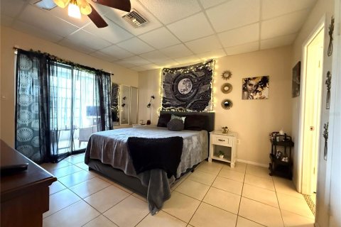 Condominio en venta en Port Charlotte, Florida, 1 dormitorio, 81.29 m2 № 1802150 - foto 12