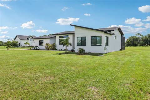 Villa ou maison à vendre à Tavares, Floride: 3 chambres, 187.11 m2 № 1839012 - photo 5