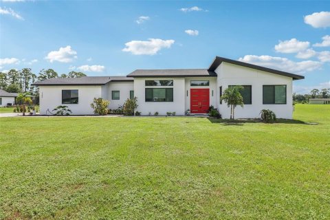 Villa ou maison à vendre à Tavares, Floride: 3 chambres, 187.11 m2 № 1839012 - photo 1