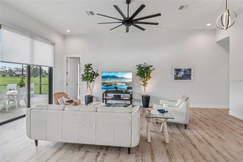 Villa ou maison à vendre à Tavares, Floride: 3 chambres, 187.11 m2 № 1839012 - photo 8