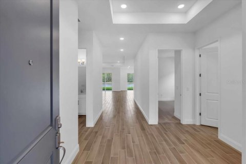 Casa en venta en Zephyrhills, Florida, 4 dormitorios, 229.28 m2 № 1917932 - foto 3