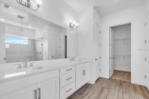 Casa en venta en Zephyrhills, Florida, 4 dormitorios, 229.28 m2 № 1917932 - foto 15