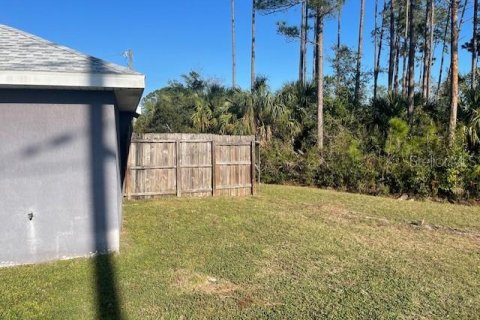 House in Palm Coast, Florida 4 bedrooms, 142.98 sq.m. № 1512525 - photo 23