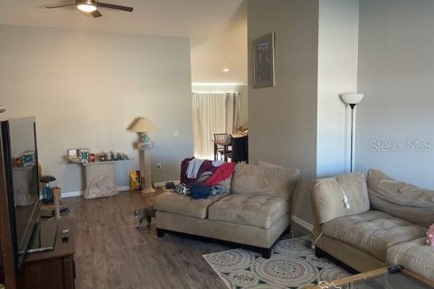 House in Palm Coast, Florida 4 bedrooms, 142.98 sq.m. № 1512525 - photo 4