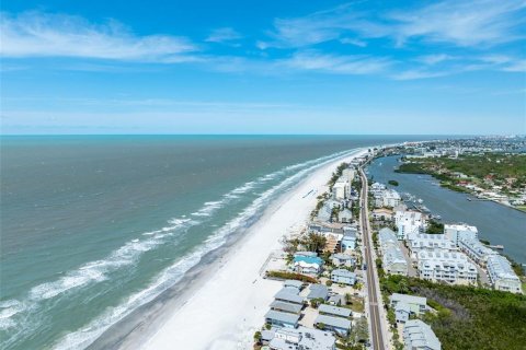 Adosado en venta en Seminole, Florida, 3 dormitorios, 201.97 m2 № 2151427 - foto 4