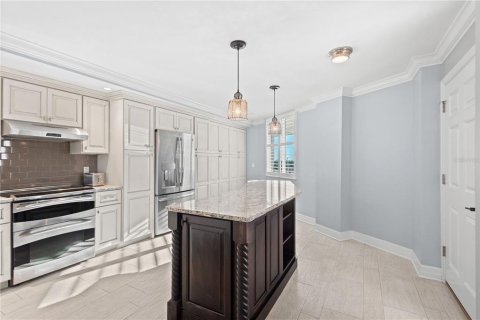 Купить кондоминиум в Сарасота, Флорида 9 комнат, 139.17м2, № 2148038 - фото 3