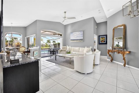 Villa ou maison à vendre à Punta Gorda, Floride: 3 chambres, 197.32 m2 № 2310241 - photo 7