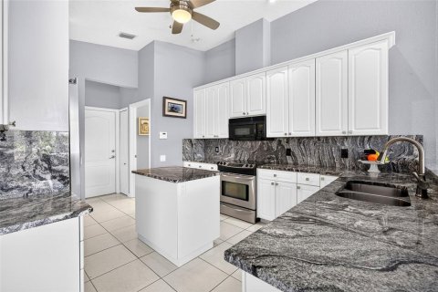 Villa ou maison à vendre à Punta Gorda, Floride: 3 chambres, 197.32 m2 № 2310241 - photo 13