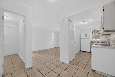 Купить коммерческую недвижимость в Тампа, Флорида 8 спален, 146.41м2, № 2201123 - фото 9