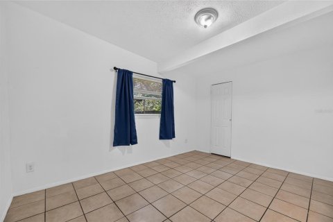 Купить коммерческую недвижимость в Тампа, Флорида 8 спален, 146.41м2, № 2201123 - фото 16