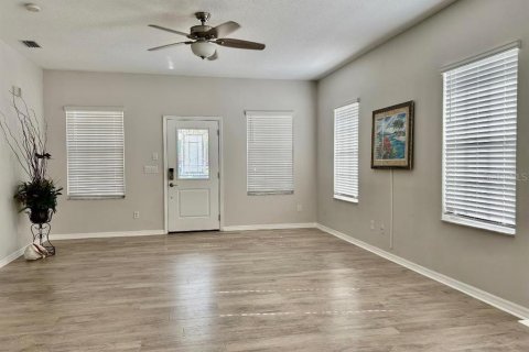 Casa en venta en New Smyrna Beach, Florida, 4 dormitorios, 158.03 m2 № 1565511 - foto 7