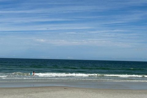 Casa en venta en New Smyrna Beach, Florida, 4 dormitorios, 158.03 m2 № 1565511 - foto 4