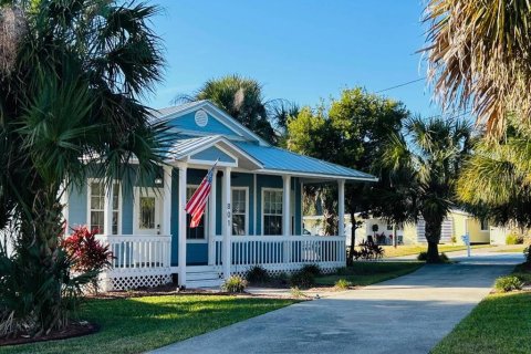 Casa en venta en New Smyrna Beach, Florida, 4 dormitorios, 158.03 m2 № 1565511 - foto 1