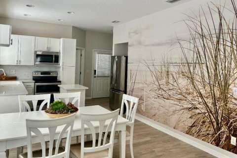 Casa en venta en New Smyrna Beach, Florida, 4 dormitorios, 158.03 m2 № 1565511 - foto 9