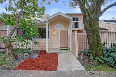 Touwnhouse à vendre à North Lauderdale, Floride: 3 chambres, 116.31 m2 № 1943812 - photo 1