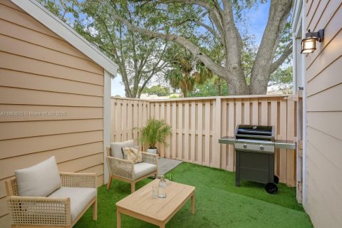 Touwnhouse à vendre à North Lauderdale, Floride: 3 chambres, 116.31 m2 № 1943812 - photo 26