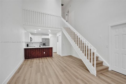Touwnhouse à vendre à North Lauderdale, Floride: 3 chambres, 116.31 m2 № 1943812 - photo 7