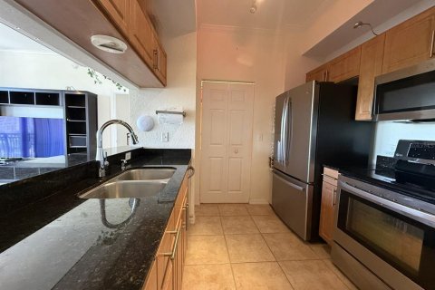 Condominio en venta en Sarasota, Florida, 2 dormitorios, 113.53 m2 № 2312362 - foto 6